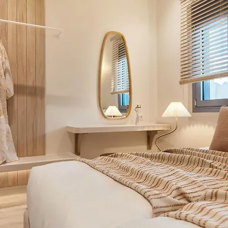 Salty Angel Sea Front *