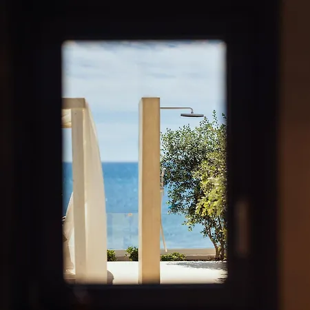 וילה Salty Angel Sea Front