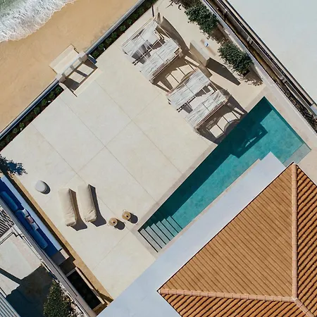 וילה Salty Angel Sea Front *